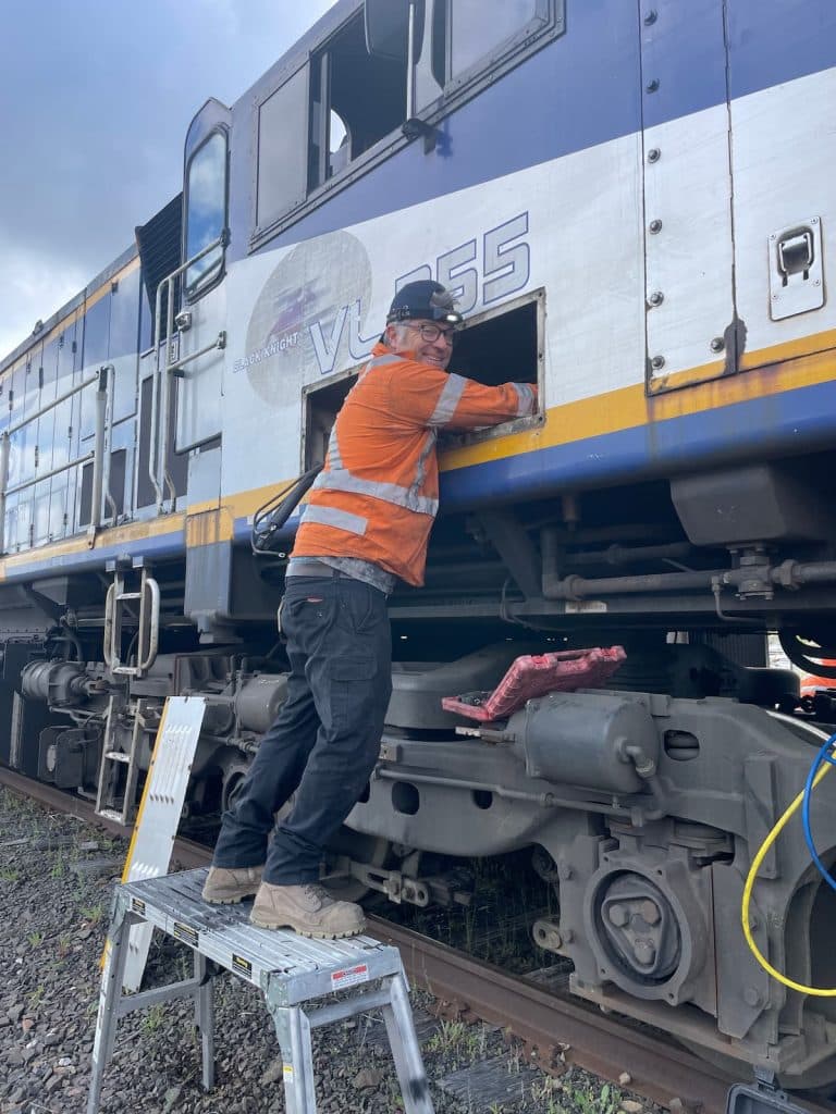 Installing a Unicla eDrive compressor